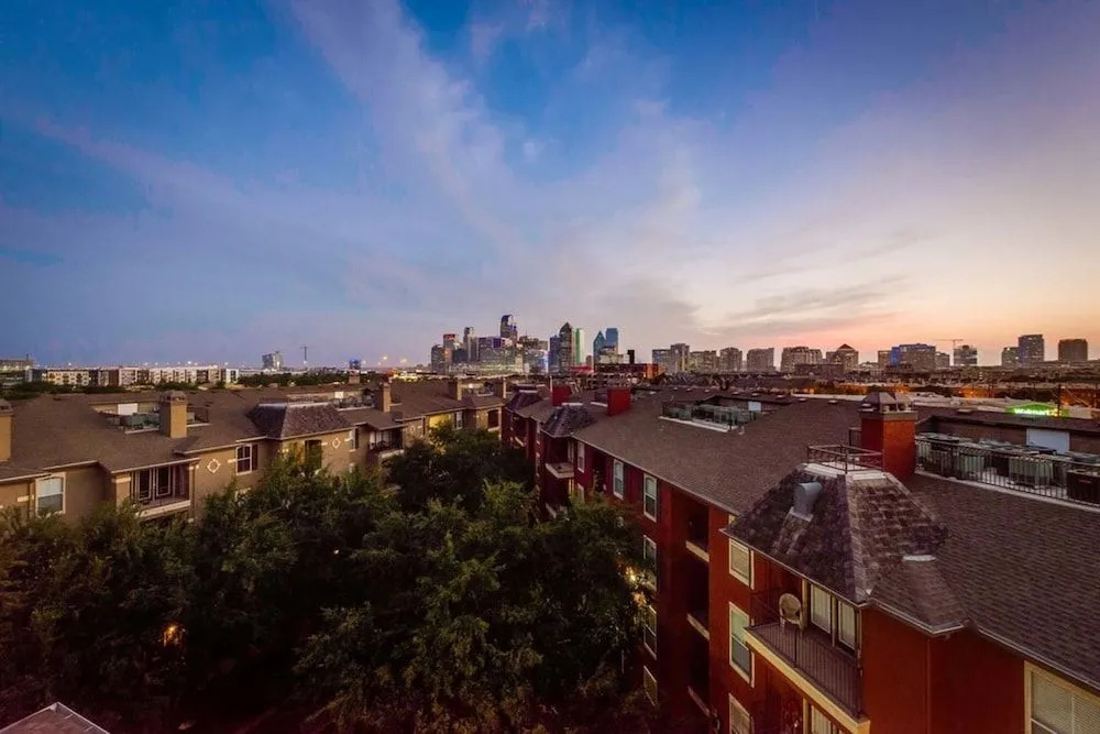 Cozysuites Modern And Cozy 2Br Cityplace