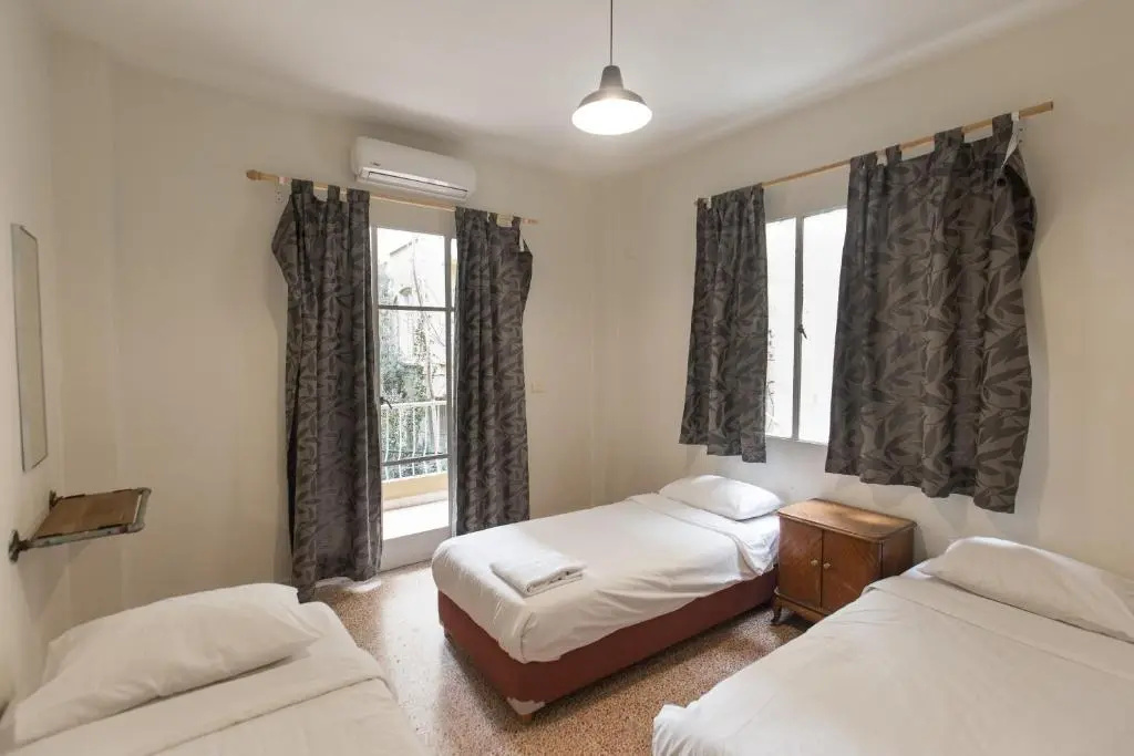 The Grand Meshmosh Hotel