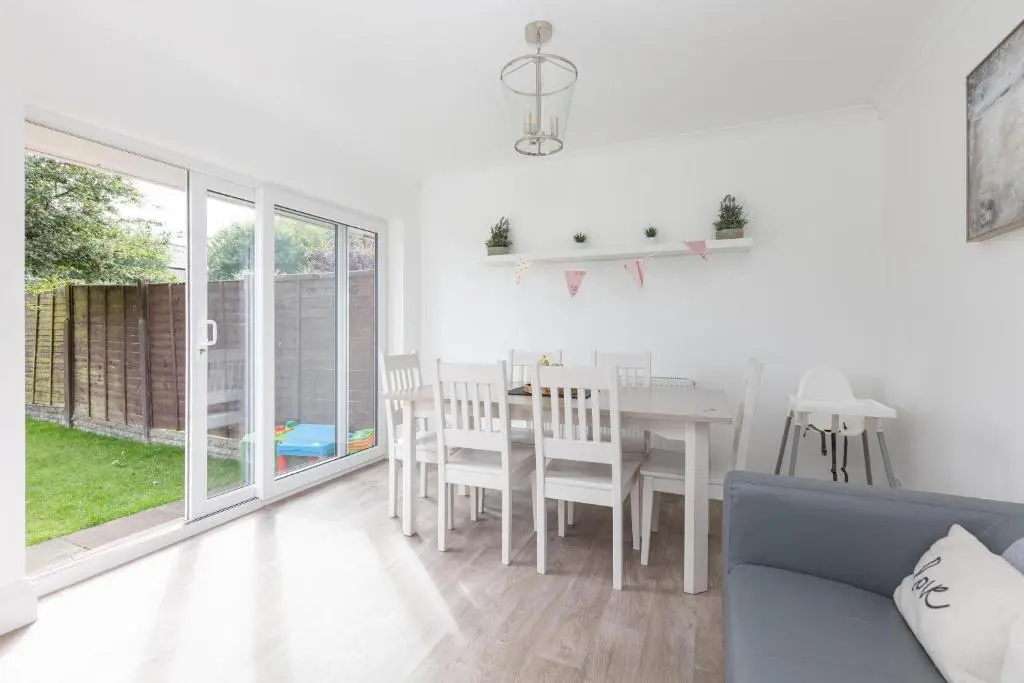 The Lovatt House by Sasco