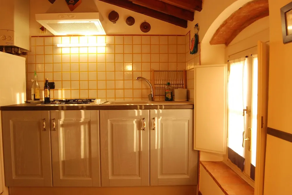 Lucca Stonehouse
