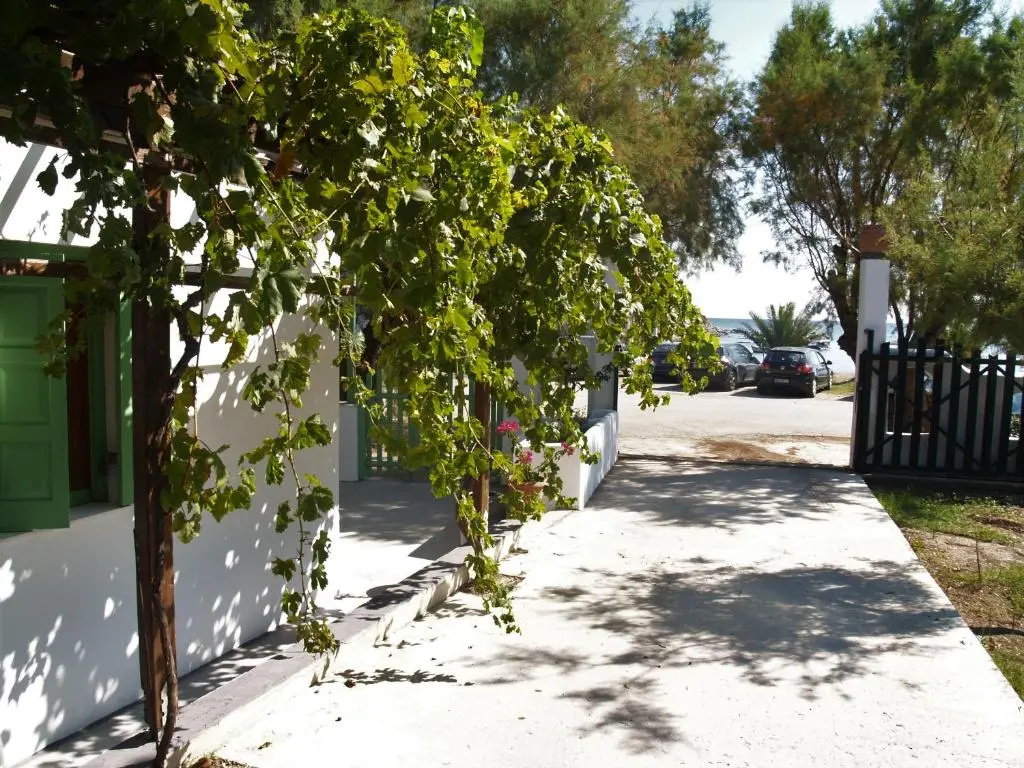 Pegasus Studios & Apartments