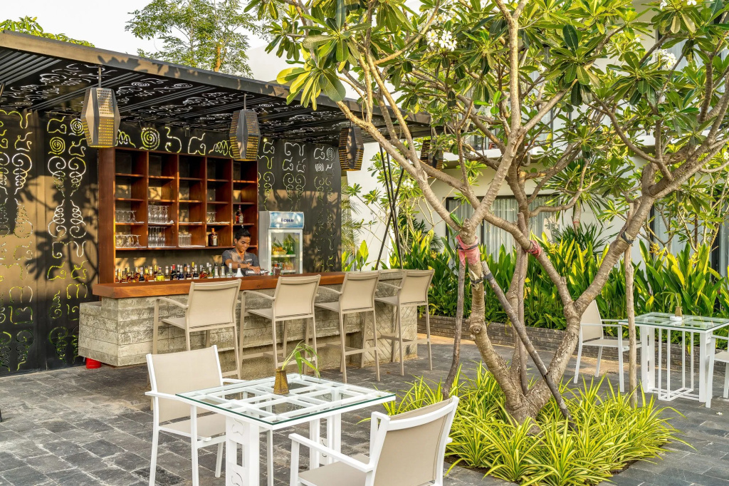 The Villa by Metta