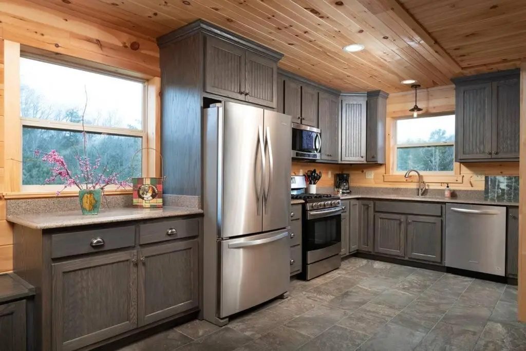 2 HOMES on Douglas Lake - Smoke Rise Lodge & Barn