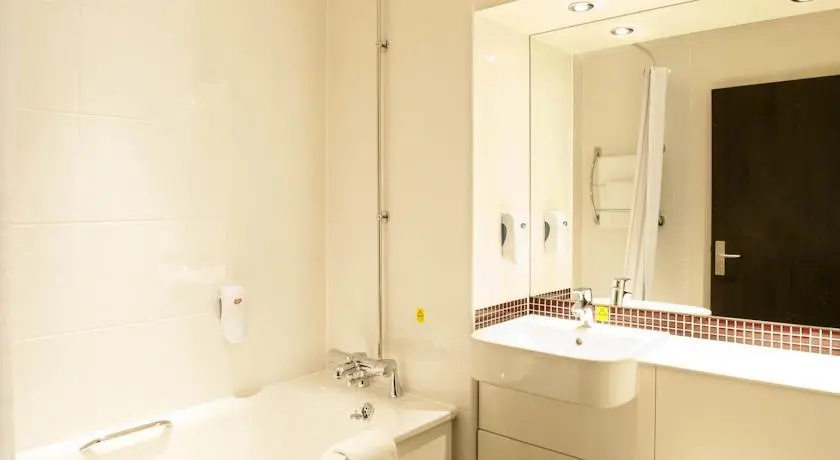 Premier Inn Birmingham Broad Street (Brindley Place)