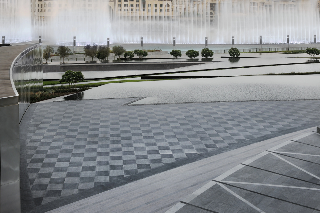 Armani Hotel Dubai, Burj Khalifa