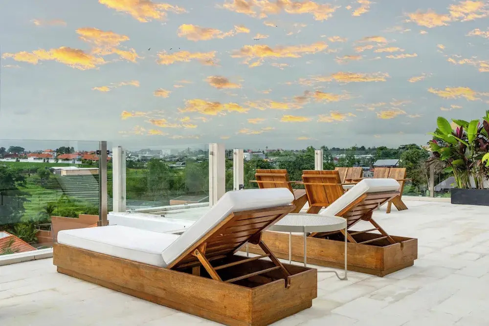 Sunset Rooftop Villa by Betterplace