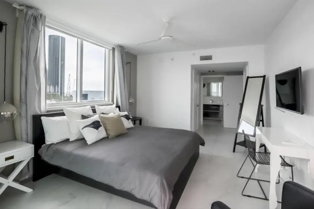 Le Marina Bay 810 by Go Florida Condo, Sunny Isles