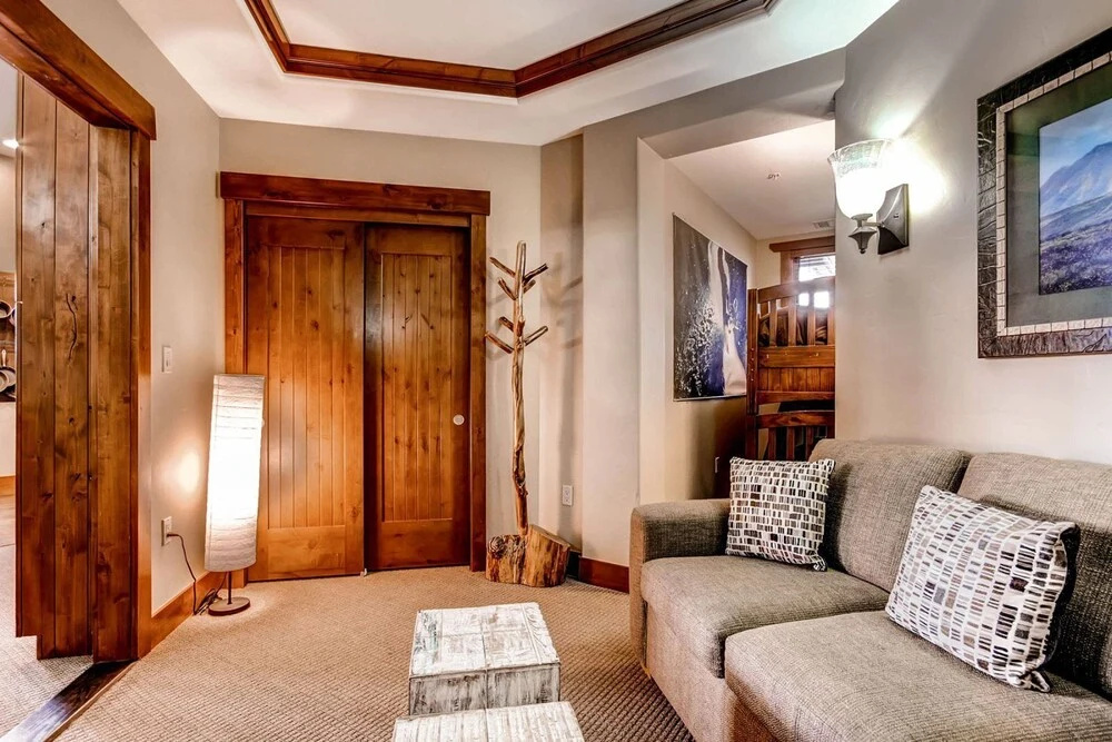 Luxury 3 Bedroom Ski in, Ski out  One Ski Hill Residence Located at the Base of Peak 8 with Hot Tub Access