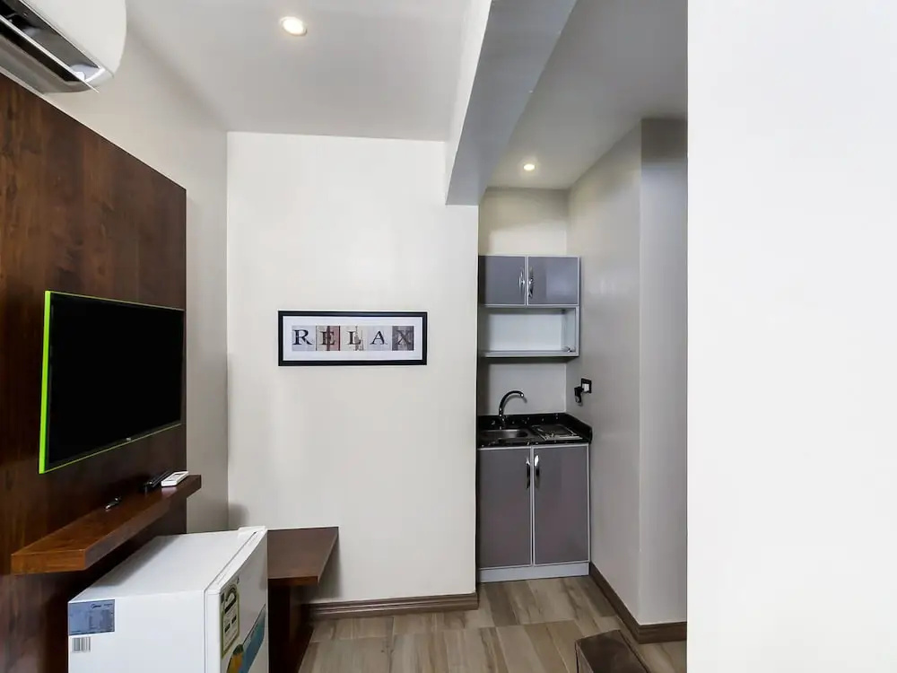OYO 126 Dome Suites Al Mursalat