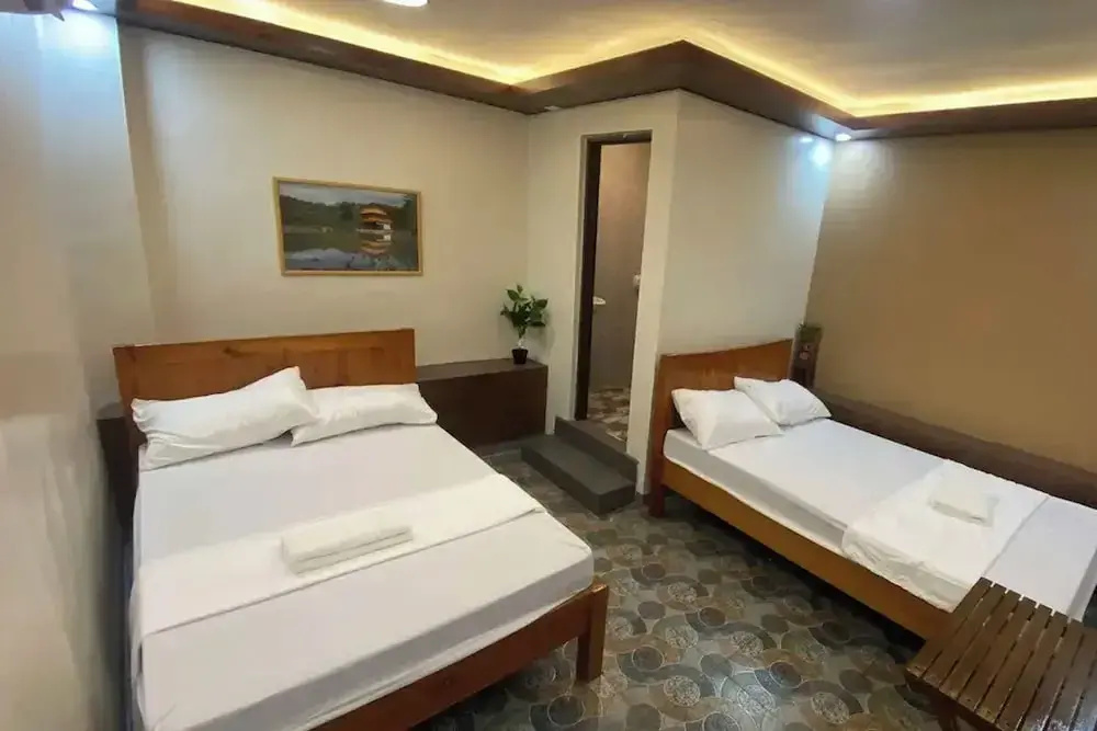 Mom Shie's Apartelle