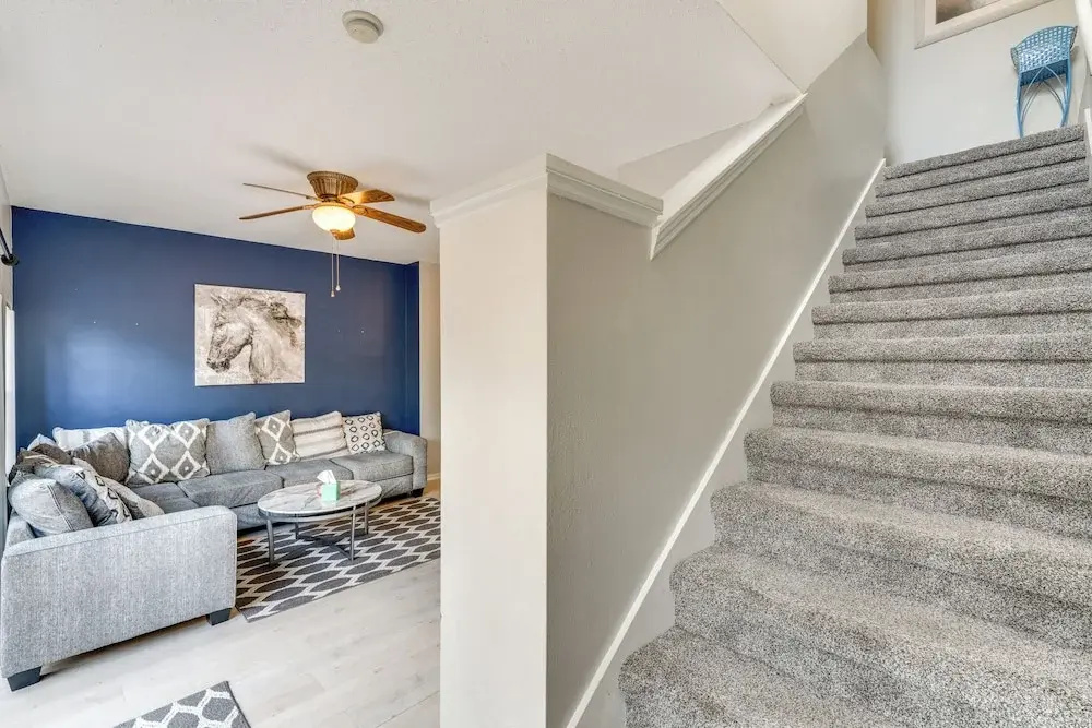 Townhome 7 Mi to Disney Parks: Resort Pool Access!