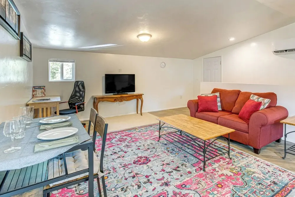 1 Mi to Tennyson St Shops & Eats: Laid-back Apt