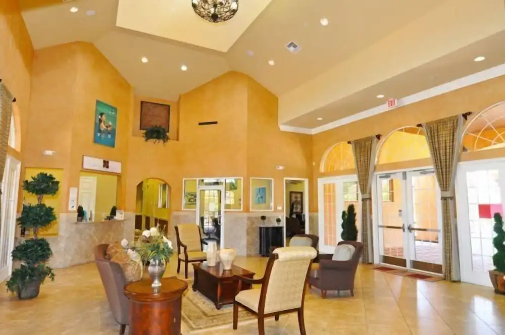 Lake View, Experience the Sunsets Here