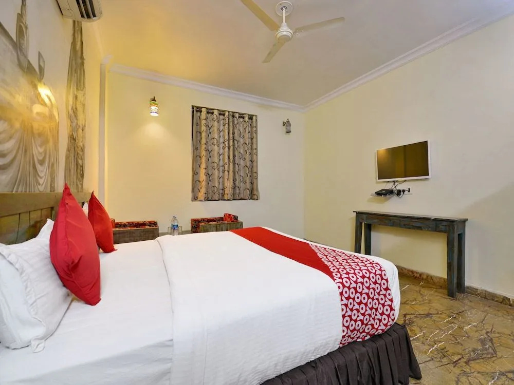 OYO 1006 Hotel Red Fort