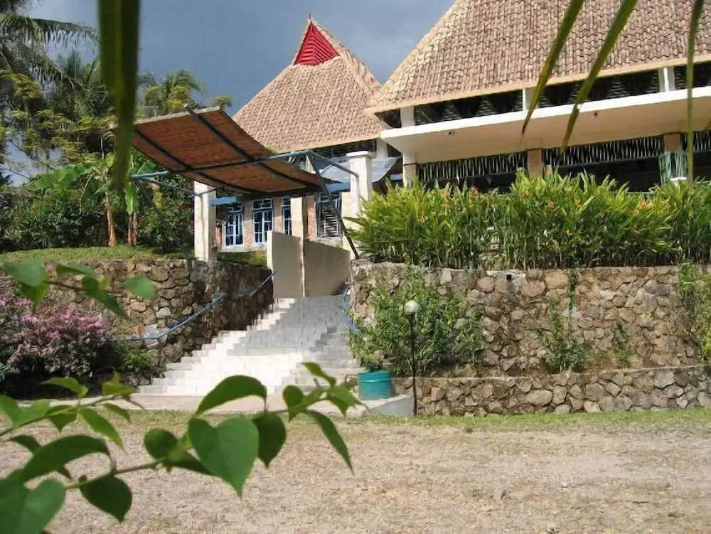 Hotel Deli River and Restaurant Omlandia