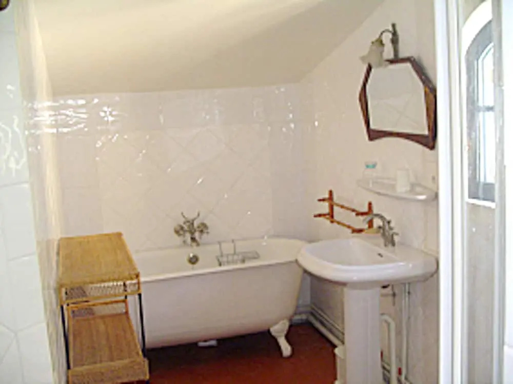 House With 2 Bedrooms in Allemagne-en-provence, With Furnished Garden