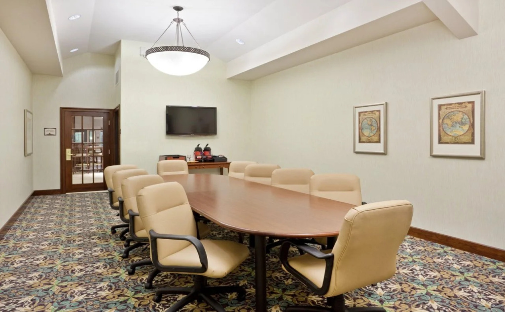 Staybridge Suites Everett - Paine Field by IHG
