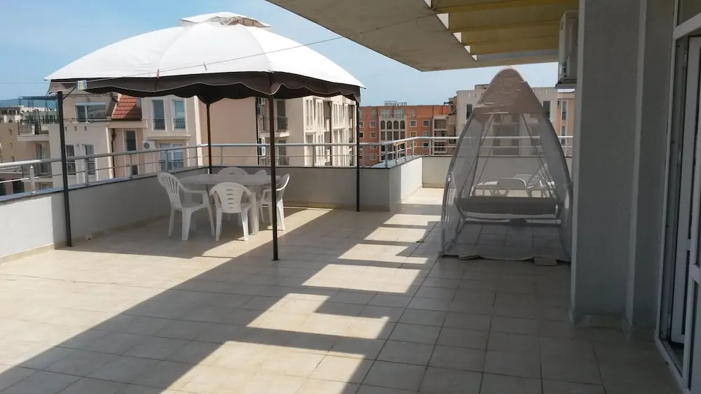 Sun City Apartments