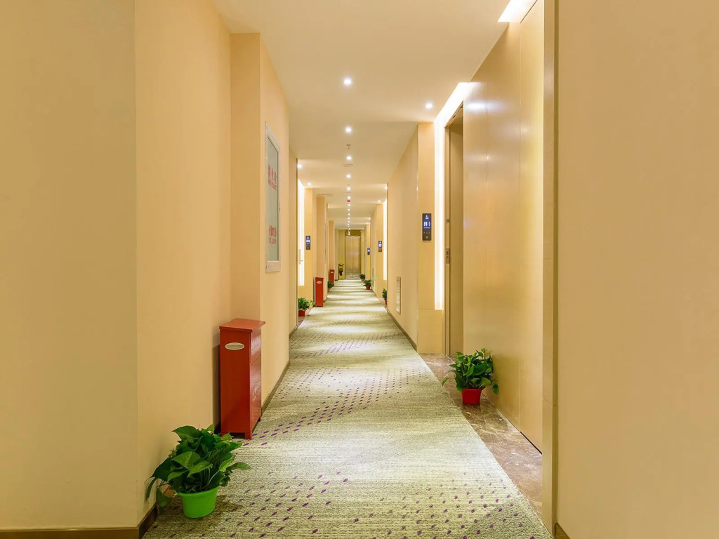 Lavande Hotel·Beijing Daxing Huangcun Guanyin Temple Metro Station