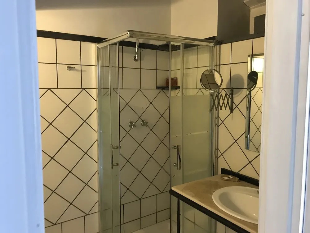 Veranda Suites
