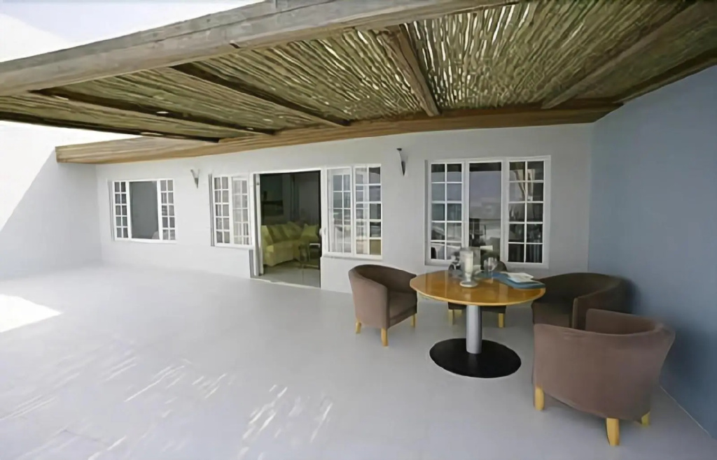Days At Sea Beach Lodge
