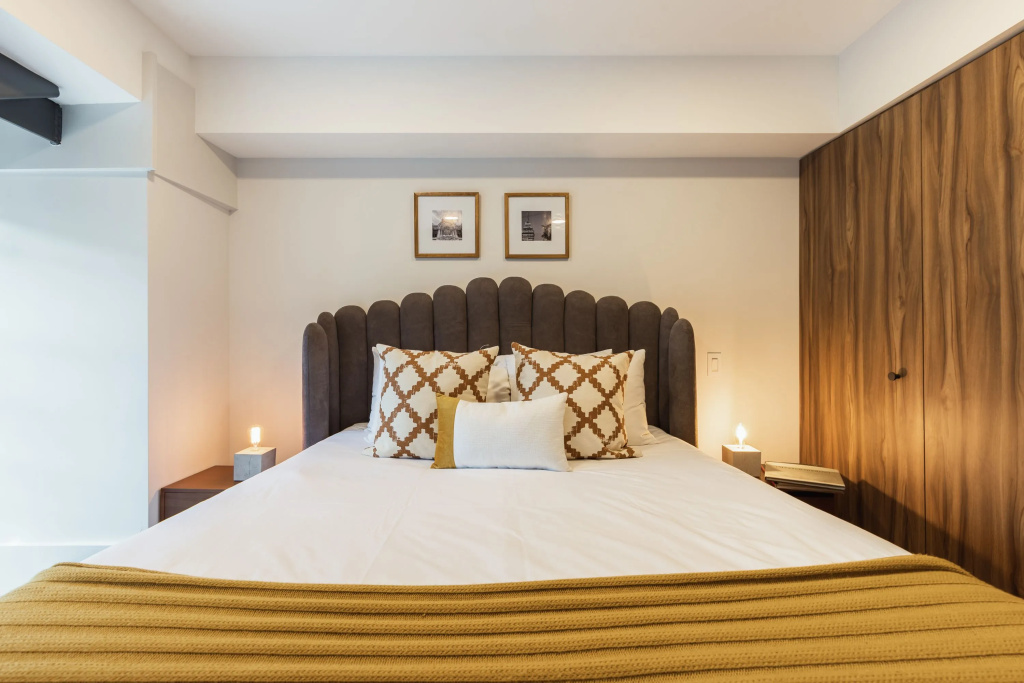 Casai Roma | 2 BR | Chic Apartment