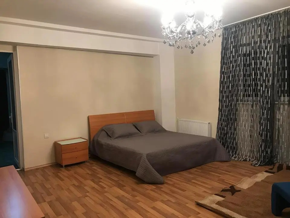 10 Nino Zhvania Street