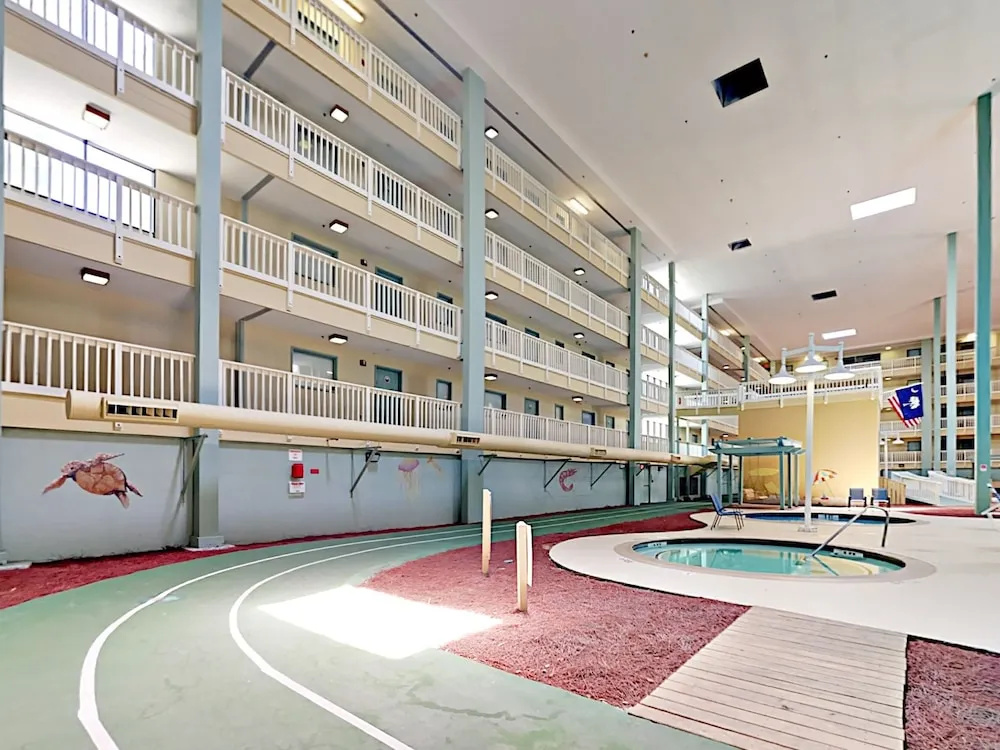 New Listing! Family W/ Resort Amenities 2 Bedroom Condo