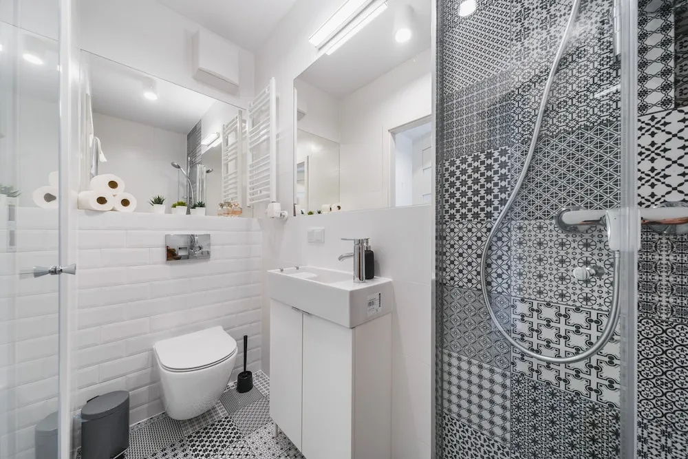 Aron Residence - by Upstairs