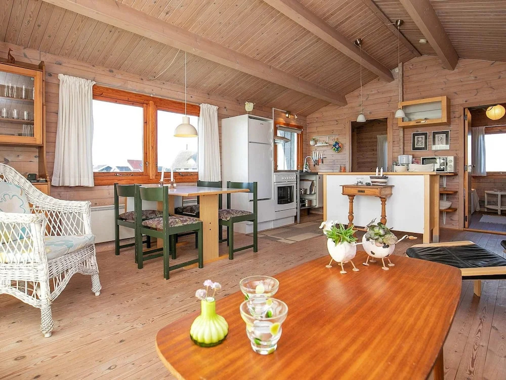 8 person holiday home in Harboøre
