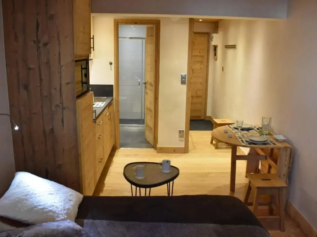 Appartement Méribel, 1 pièce, 2 personnes - FR-1-180-393