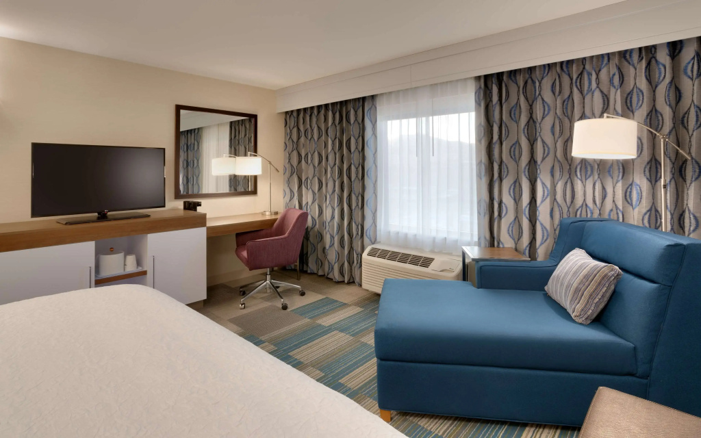 Hampton Inn & Suites Pocatello