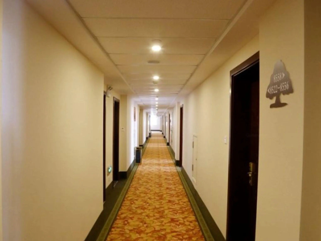 GreenTree Inn Suzhou Industrial Zone Yangcheng Lake Weiting Mong Kok Express Hotel