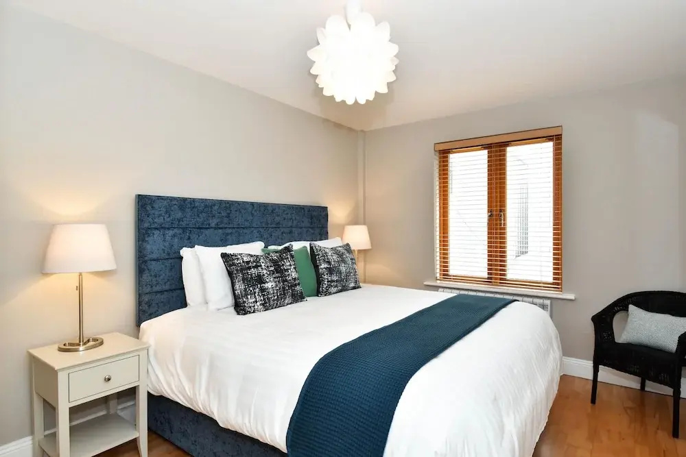"The Courtyard @ Clifden Boutique Apartments"