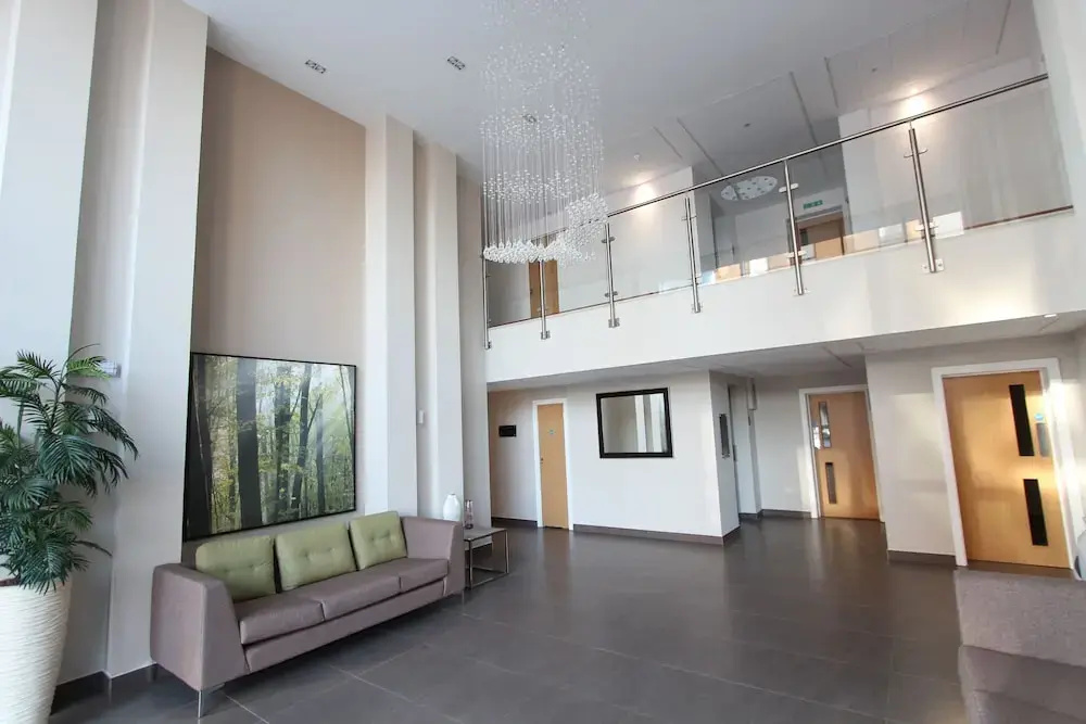 Skylark House Luxury Service Apartments
