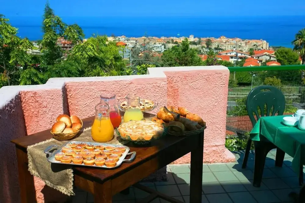 Hotel Calysea Tropea - Breakfast & Brunch Until 13-00 Included - Free Private Parking