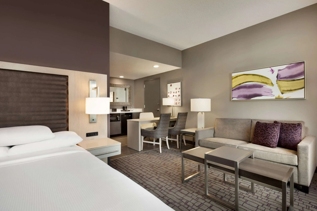 Embassy Suites by Hilton Charlotte Uptown