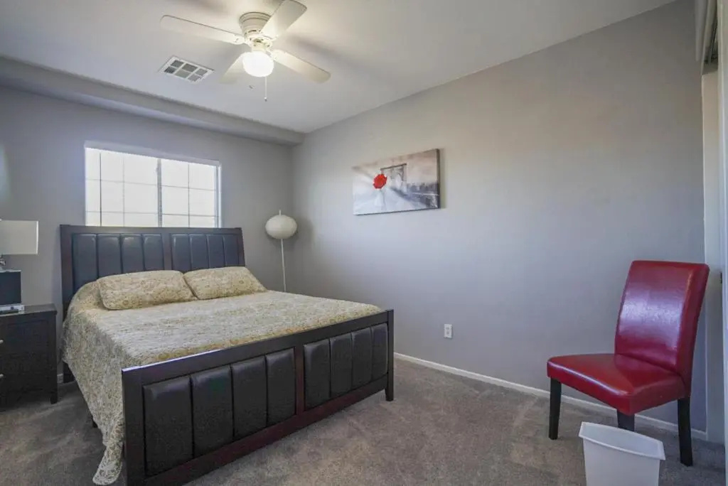 Ultra Modern Las Vegas Home 20min From The Strip
