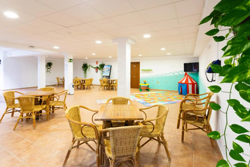 Hotel Oasis Atalaya