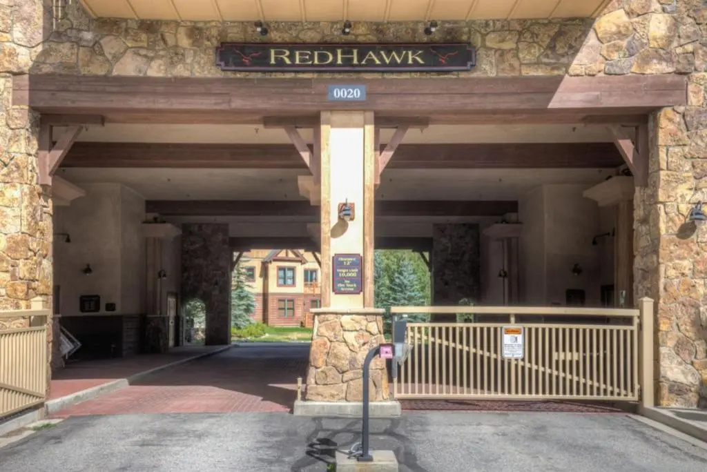 Red Hawk Lodge by Summit County Mountain Retreats
