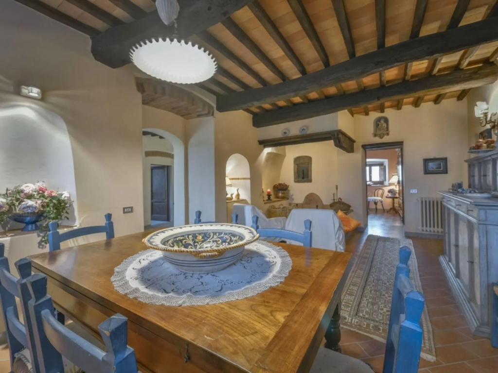 Magnificent Villa in the Countryside Near Pistoia Pool Airco Bbq-villa Lucente