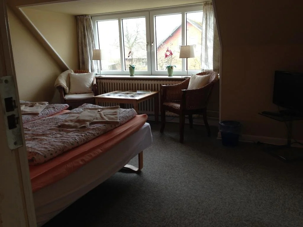 SJ Rooms