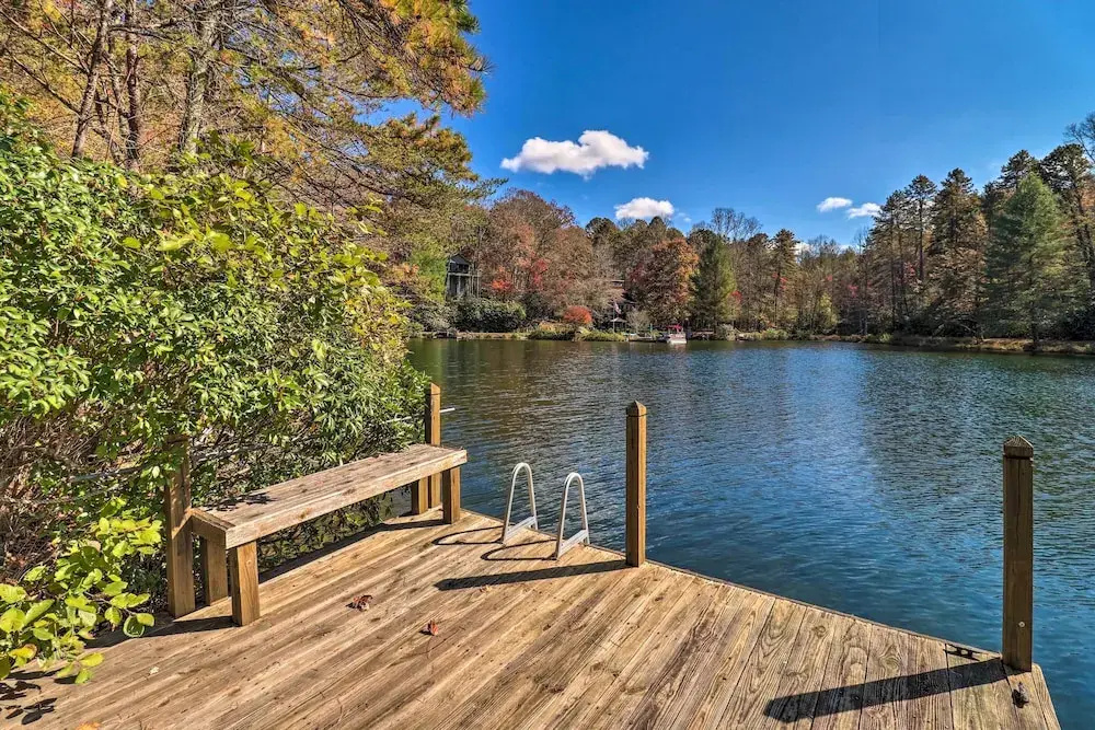 Festive Lakefront Escape: Blue Ridge Holiday Home