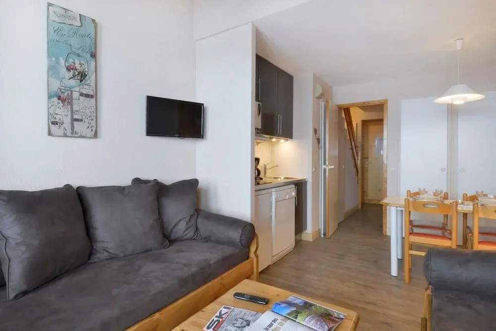 Belle Plagne Three-roomed Apartment for 5 People of 30mâ² on the Slopes Lc520