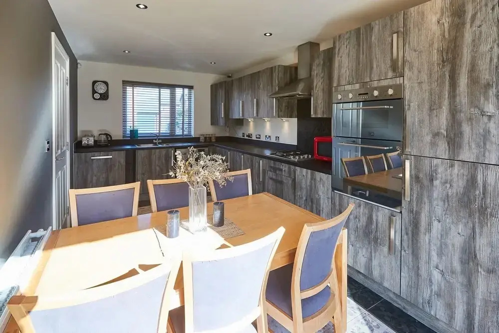 Host Stay Greenfinch Road
