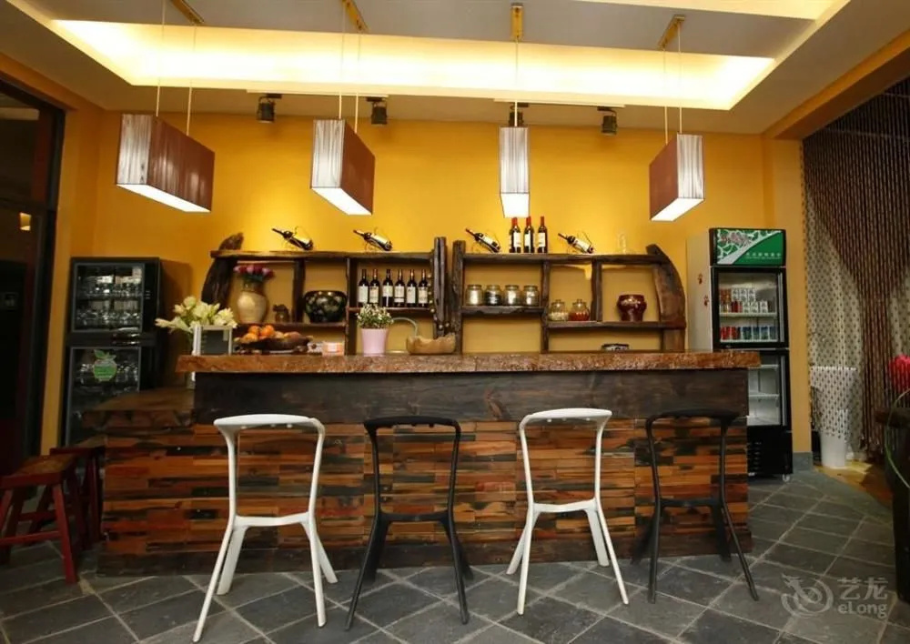 Dali Yunding Hotel
