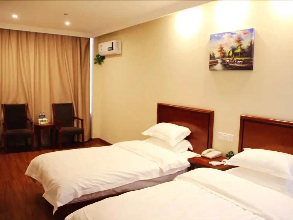 GreenTree Inn Jiaxing ZhongHuan South Road Zhonggang City Express Hotel