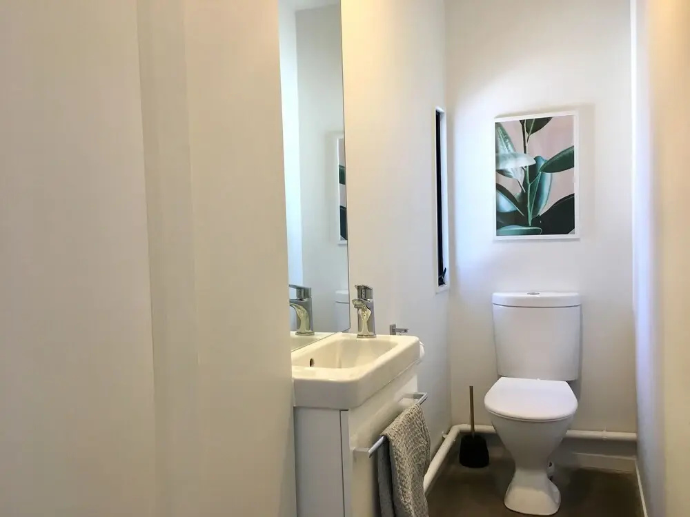 Number 1 - Chic Inner City Rooms