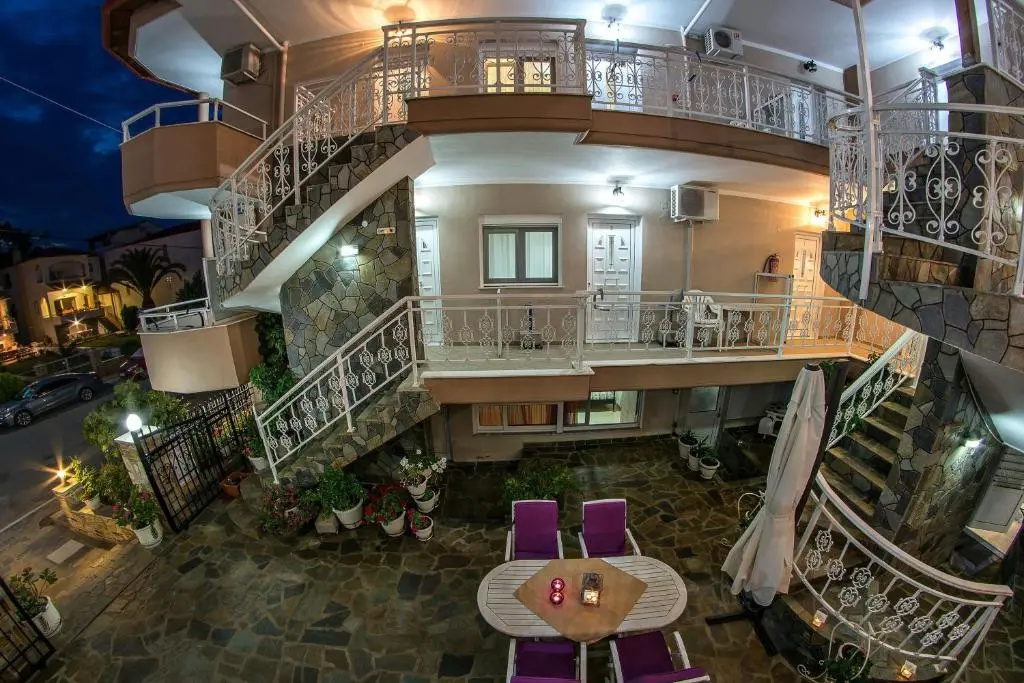 Sky Hotel
