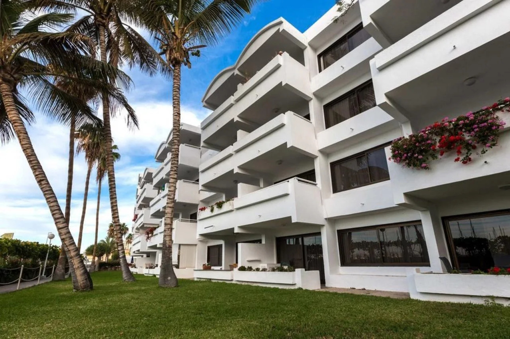Apartamentos Portonovo